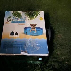 Pet bath Foldable Dog Peddling Pool Tub measures 160 x 30 cm